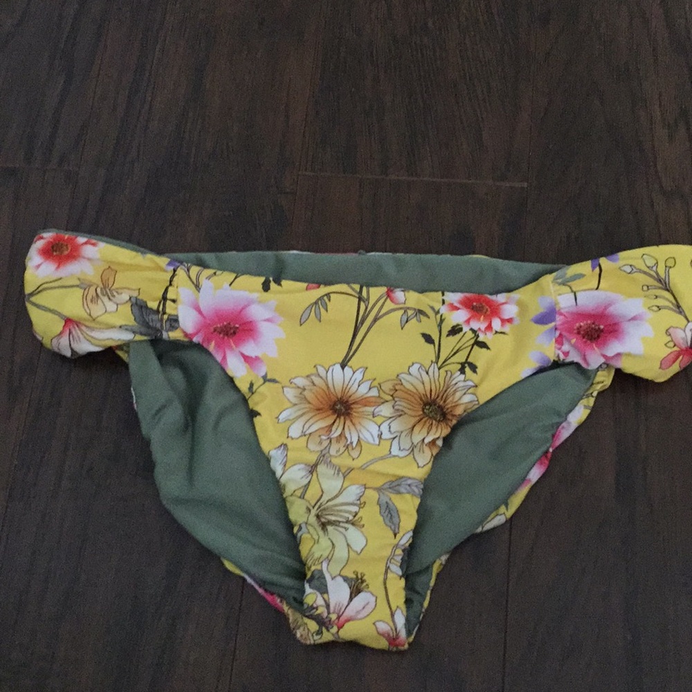 NWT Lucky Brand Swim Bottoms